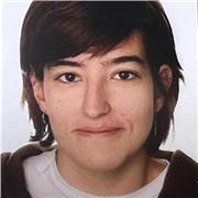 Me llamo Paula, soy estudiante del Doble Grado de Periodismo y Comunicación Audiovisual en la Universidad y de Sevilla y siempre he tenido gran habilidad para comunicar ideas de forma sencilla y clara. Esto junto a mi paciencia y tranquilidad hacen de la